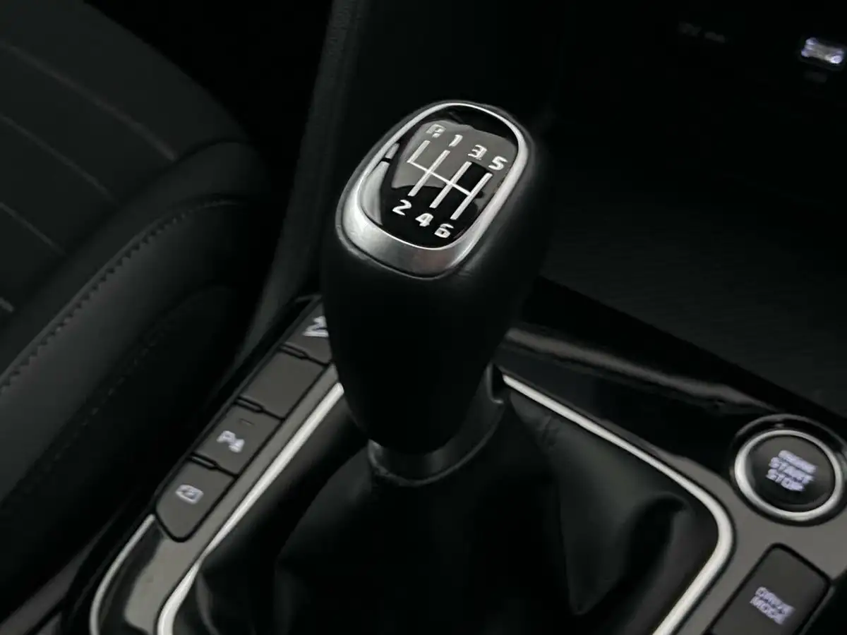 2022-kia-sportage-16-t-gdi-launch-edition-big-42