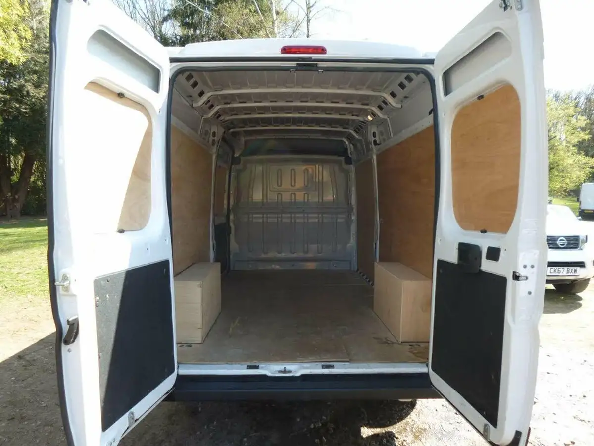 2023-citroen-relay-22bluehdi-35-l3h2-enterprise-140eu6dss-panel-2179cc-big-20