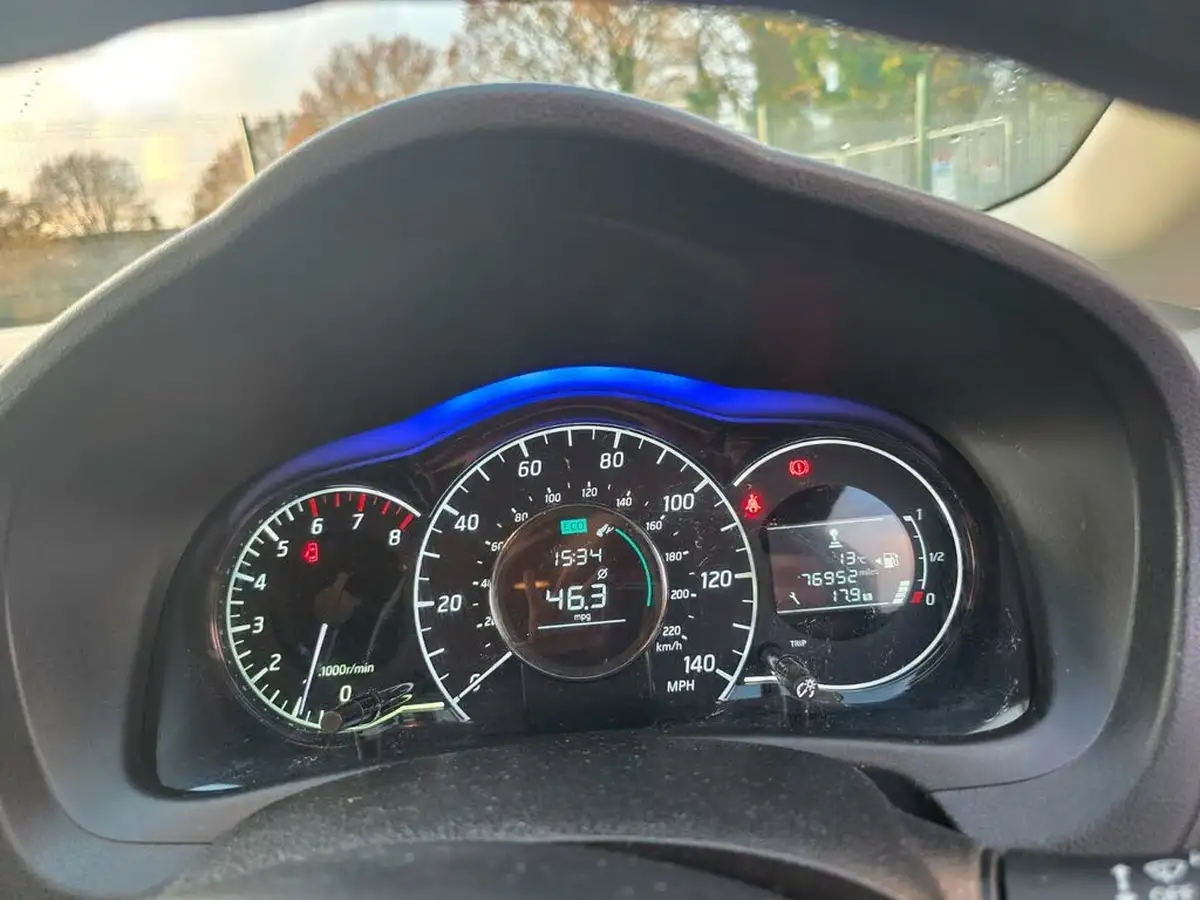 2013-nissan-note-12-acenta-premium-80ps-big-29