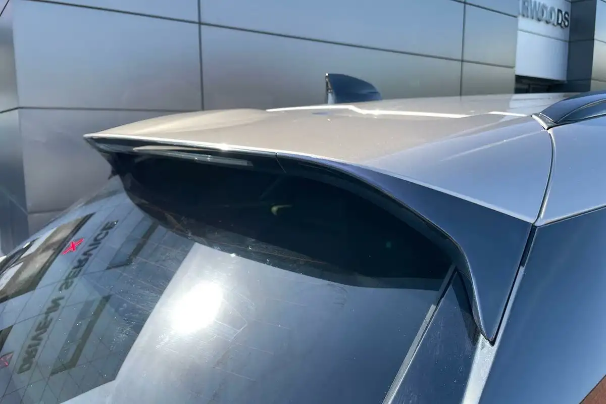 2022-land-rover-range-rover-velar-20-p250-r-dynamic-hse-249ps-big-22