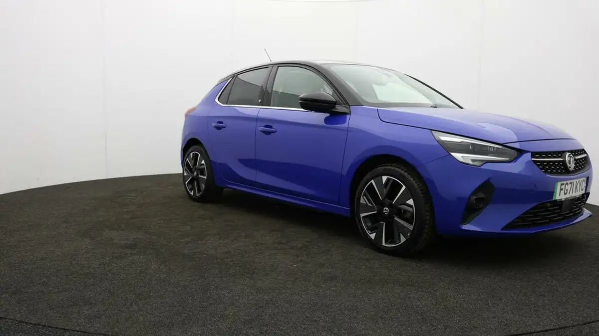 2021-vauxhall-corsa-e-elite-nav-premium-74kw-big-0