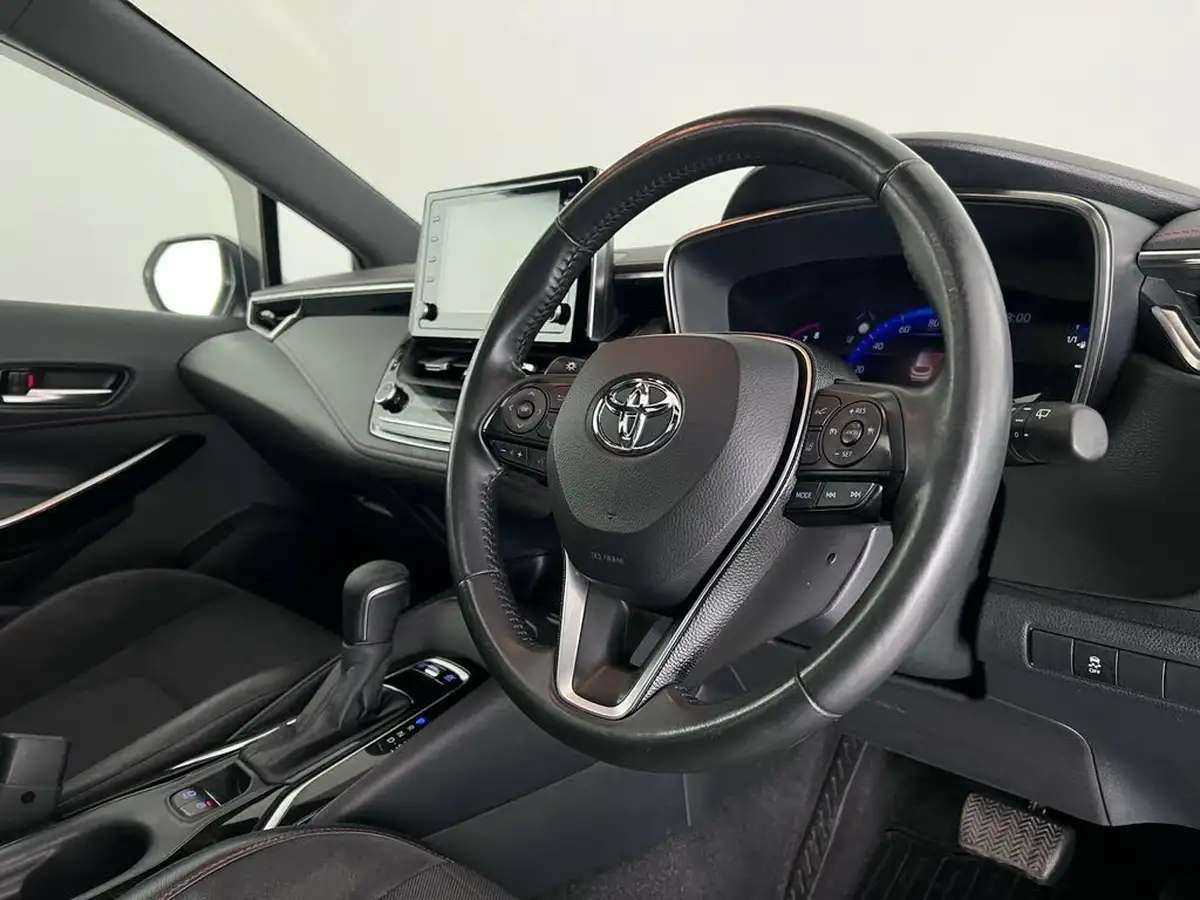 2019-toyota-corolla-20-vvt-i-excel-spare-wheel-touring-sports-big-9