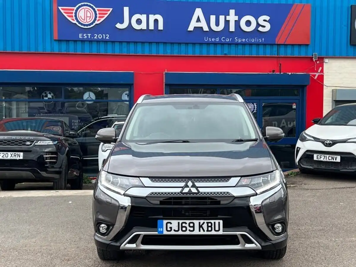 2019-mitsubishi-outlander-20-exceed-big-2