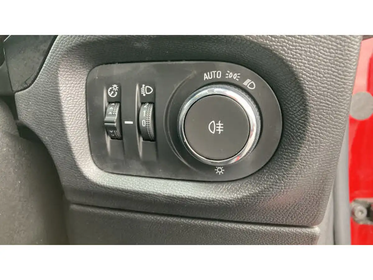 2020-vauxhall-corsa-12i-se-premium-big-27