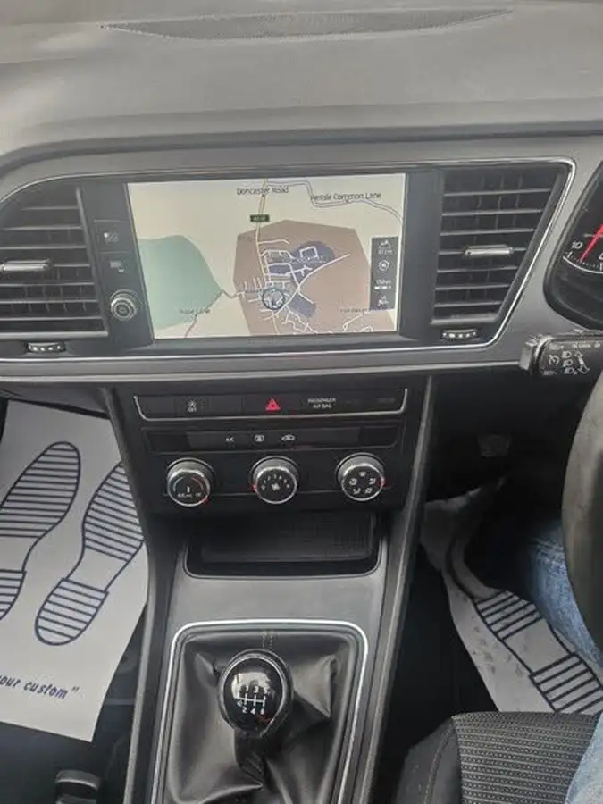 2017-seat-leon-12-tsi-se-dynamic-technology-hatchback-big-23