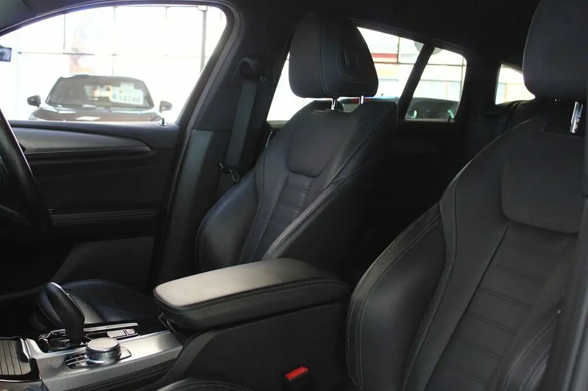 2019-bmw-x4-20td-xdrive20d-m-sport-big-24