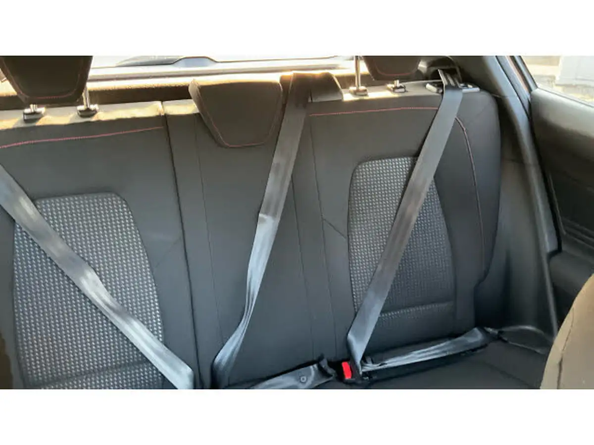 2022-ford-focus-10t-st-line-125ps-hatchback-big-14