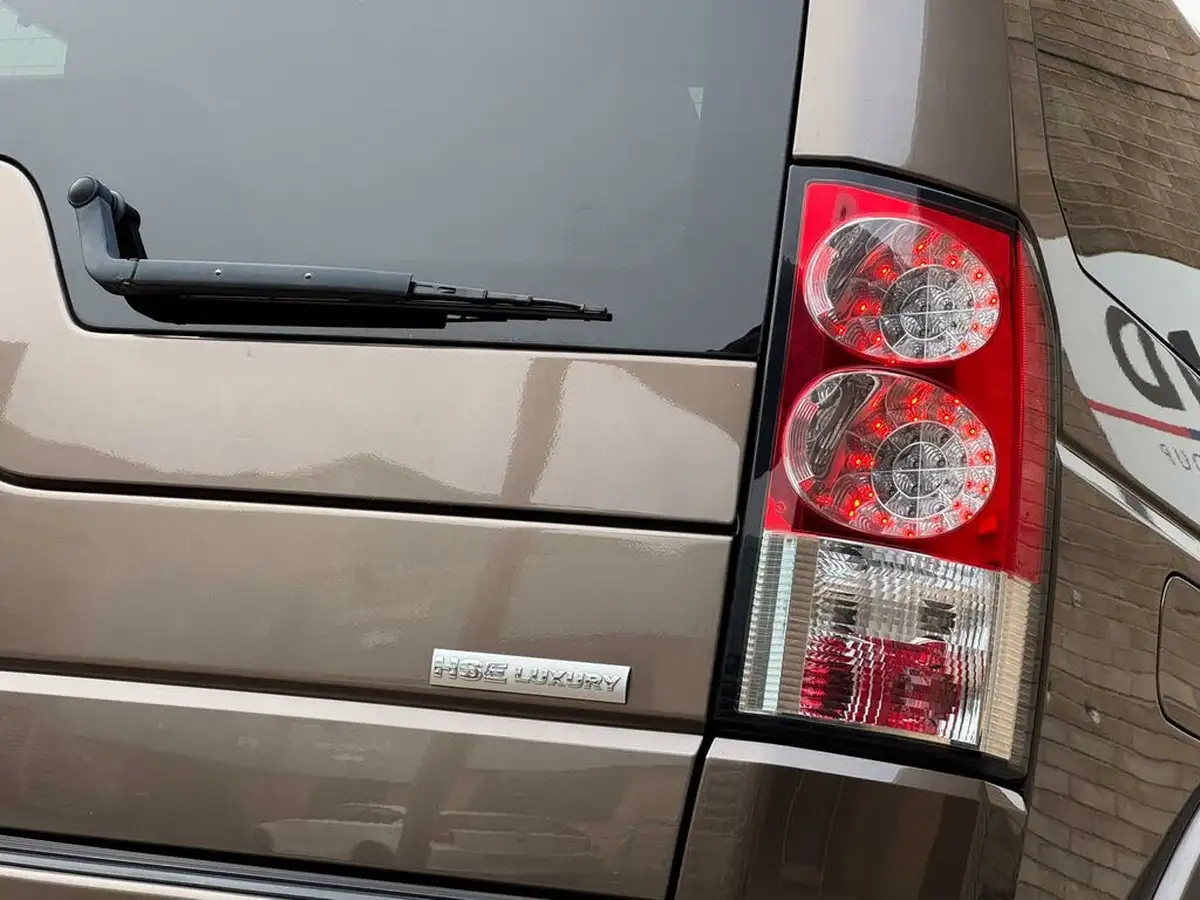 2013-land-rover-discovery-4-30td-hse-luxury-4x4-big-56