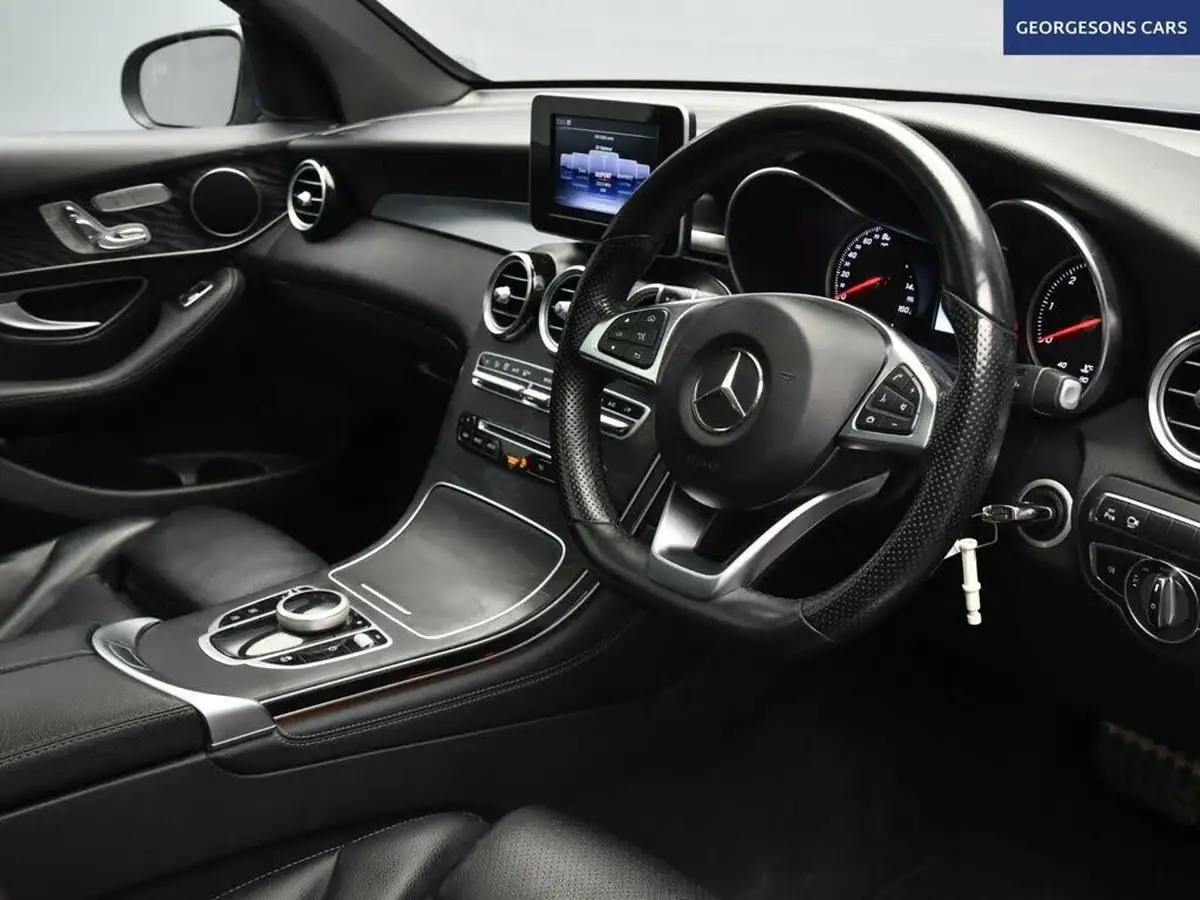 2018-mercedes-benz-glc-class-21d-glc250d-amg-line-premiumss-station-wagon-5d-big-16