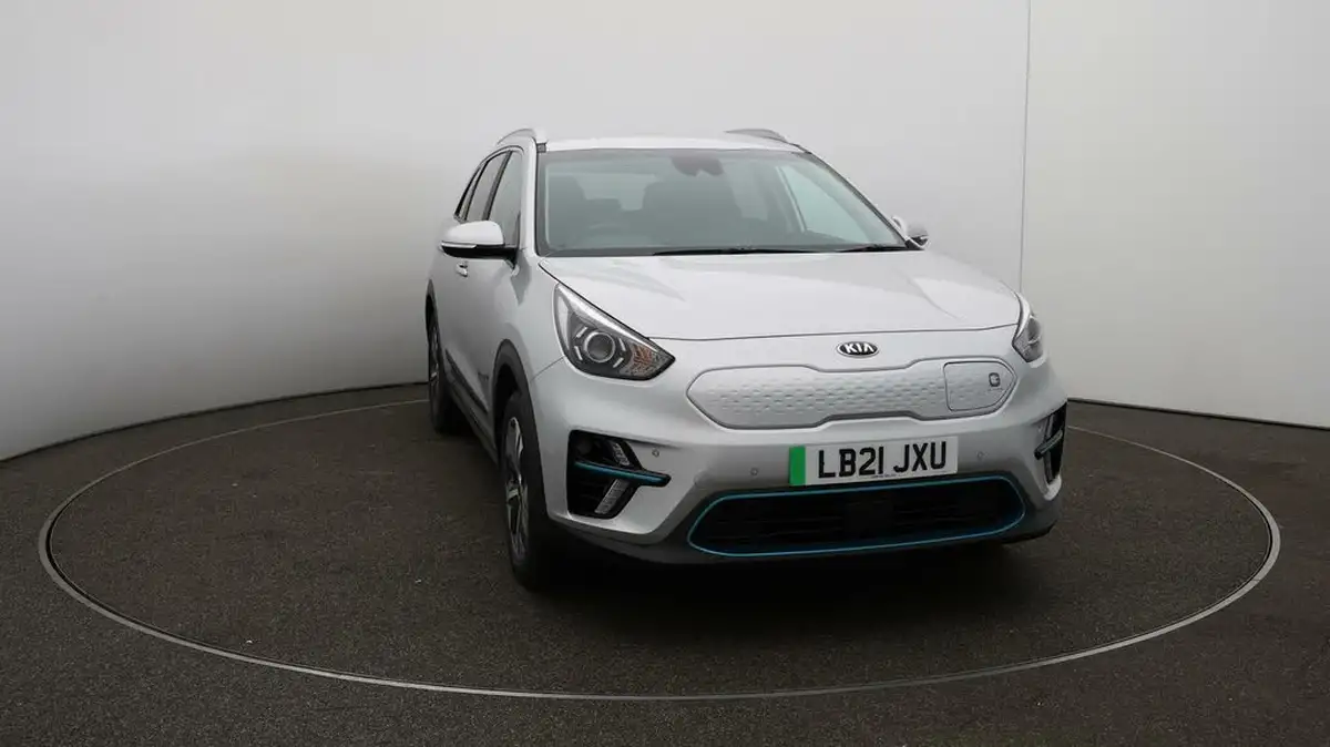 2021-kia-e-niro-ev-3-big-35