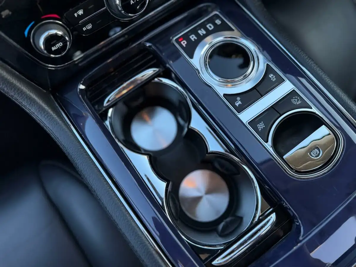 2011-jaguar-xj-series-30td-xj-luxury-swb-big-53