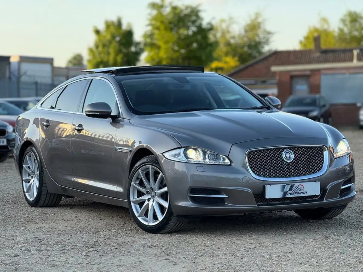 2011-jaguar-xj-series-30td-xj-luxury-swb-big-5