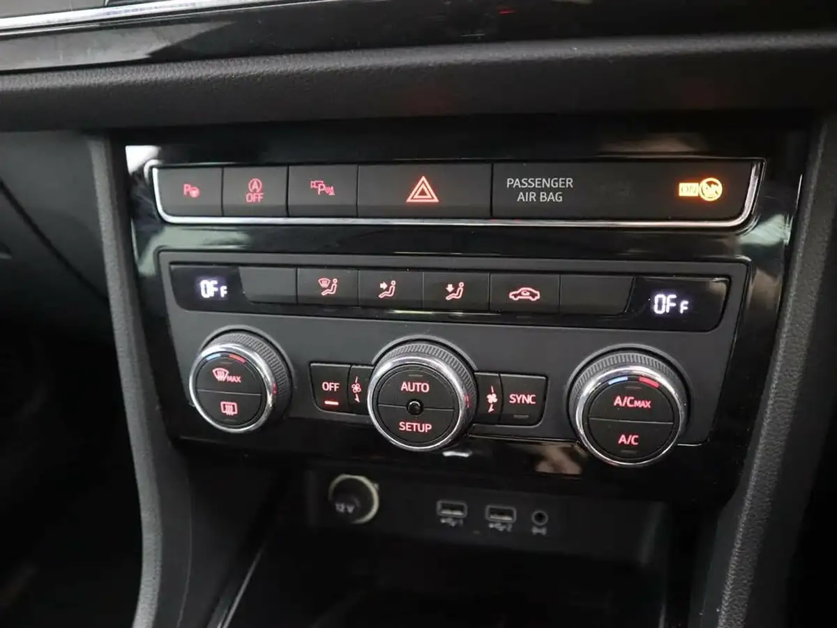 2019-seat-cupra-ateca-20-tsi-big-19