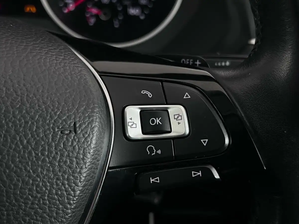 2018-volkswagen-tiguan-20tdi-se-navigation-150ps-ss-dsg-big-18