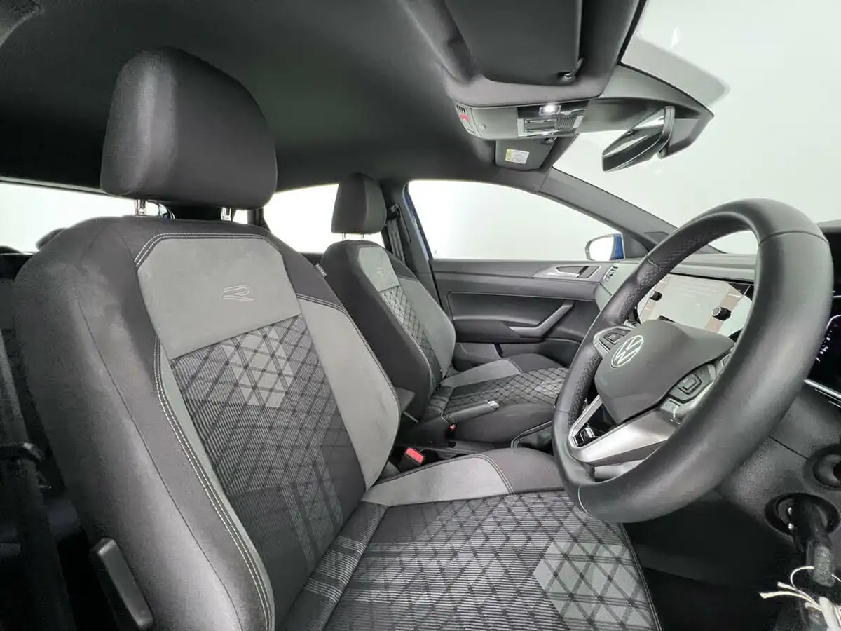 2022-volkswagen-polo-10-tsi-r-line-110ps-dsg-big-10