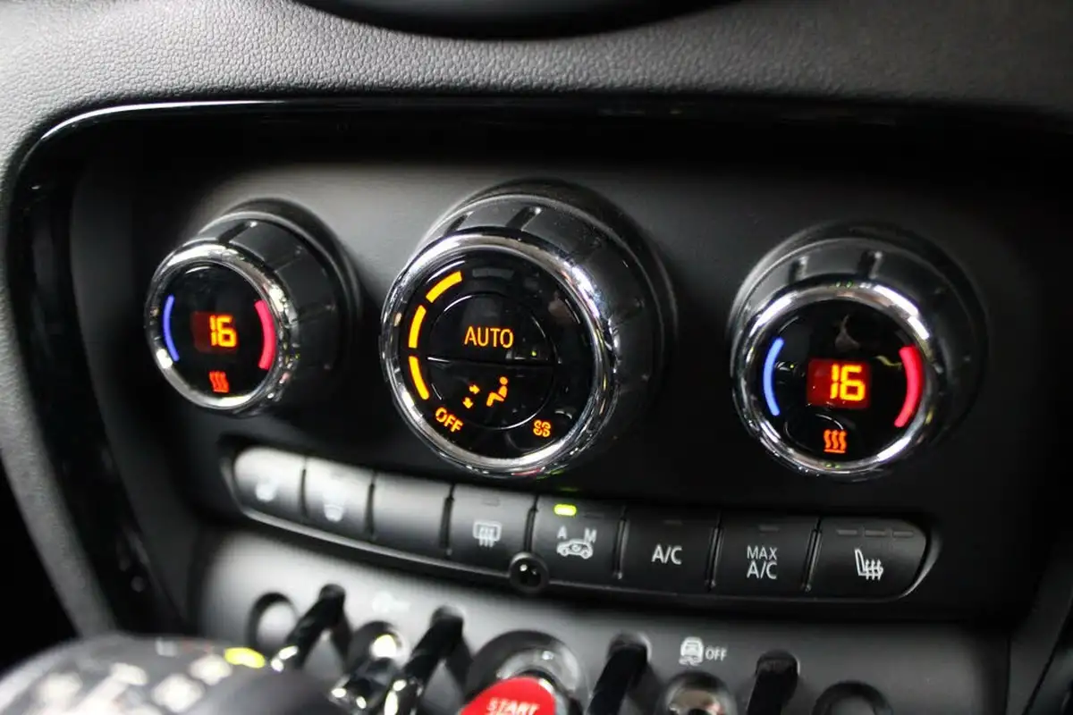 2017-mini-clubman-15-cooper-chili-ss-auto-big-15