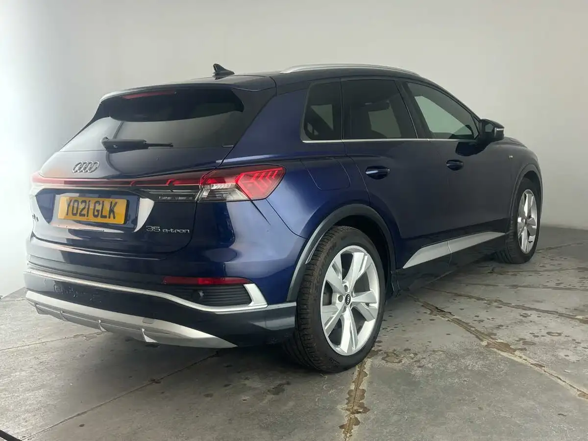 2021-audi-q4-e-tron-35e-s-line-station-wagon-big-2