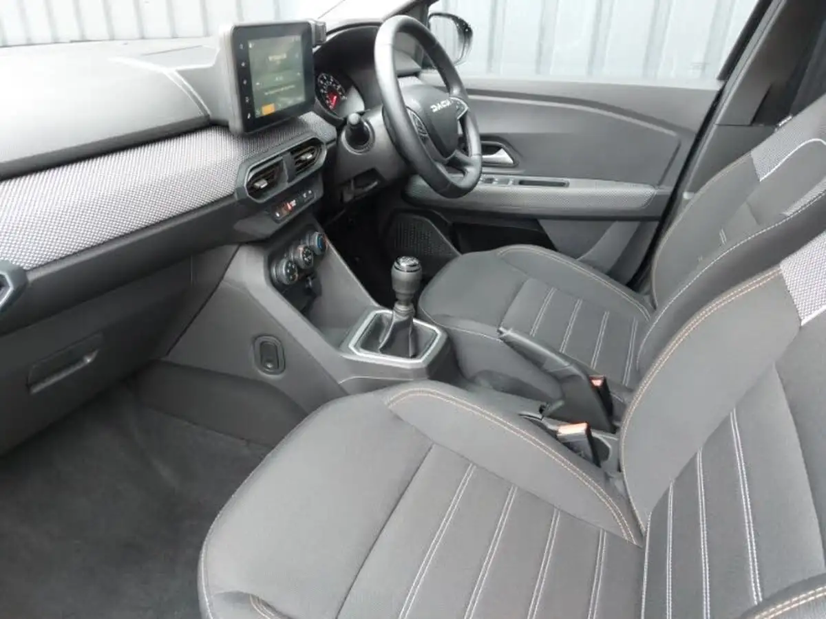 2024-dacia-sandero-stepway-10-tce-expression-90bhp-big-4