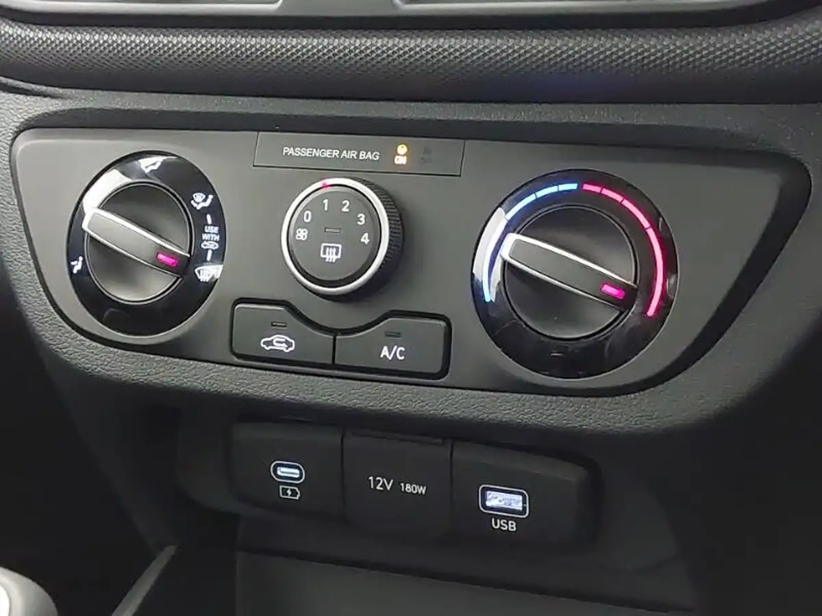 2025-hyundai-i10-12-advance-79ps-auto-big-15