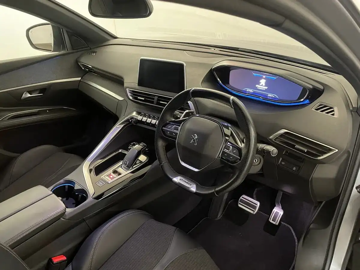 2020-peugeot-5008-suv-15-bluehdi-gt-line-eat8-big-18
