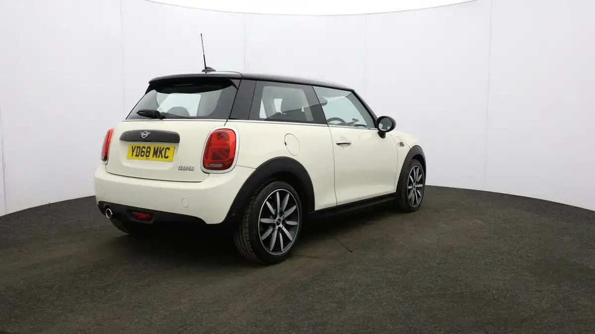 2018-mini-cooper-15-cooper-series-ii-ss-hatchback-3d-big-51