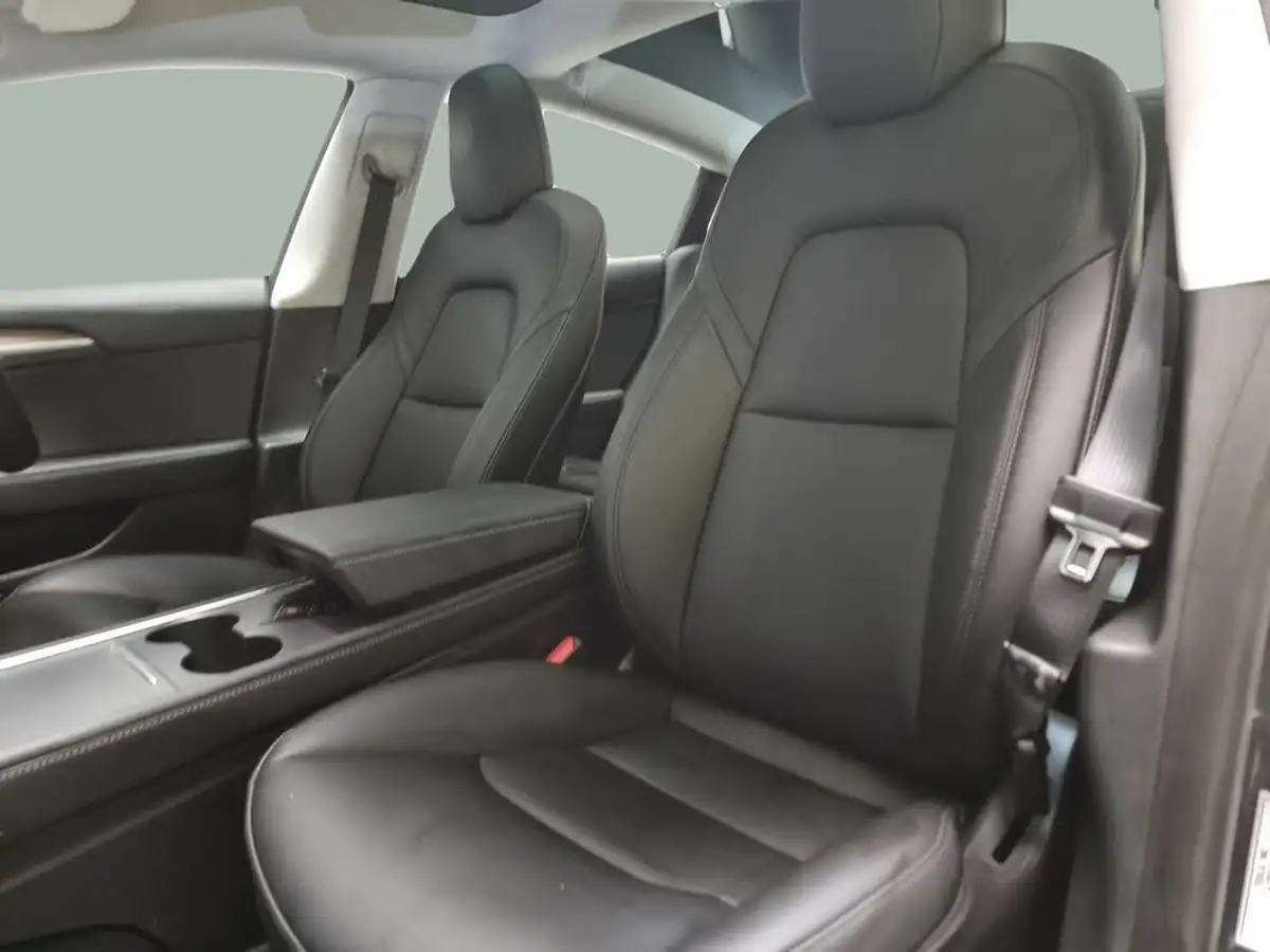 2022-tesla-model-3-e-performance-big-7