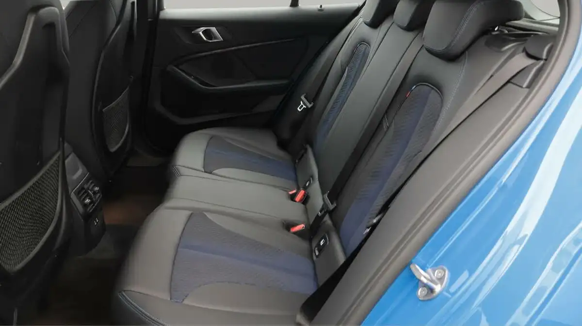 2022-bmw-1-series-15-118i-m-sport-lcp-dct-big-16