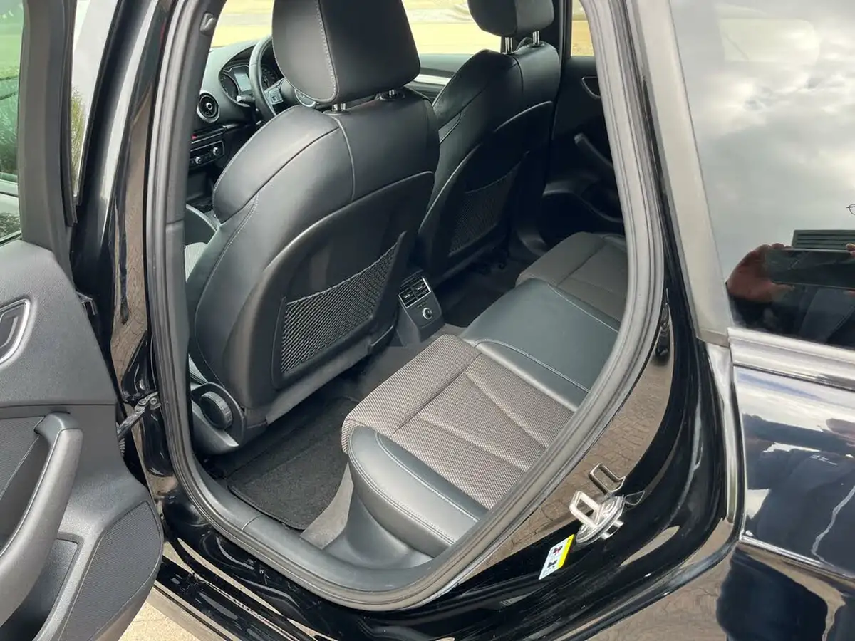 2019-audi-a3-15-35-tfsi-black-edition-cod-ss-sportback-5d-big-18