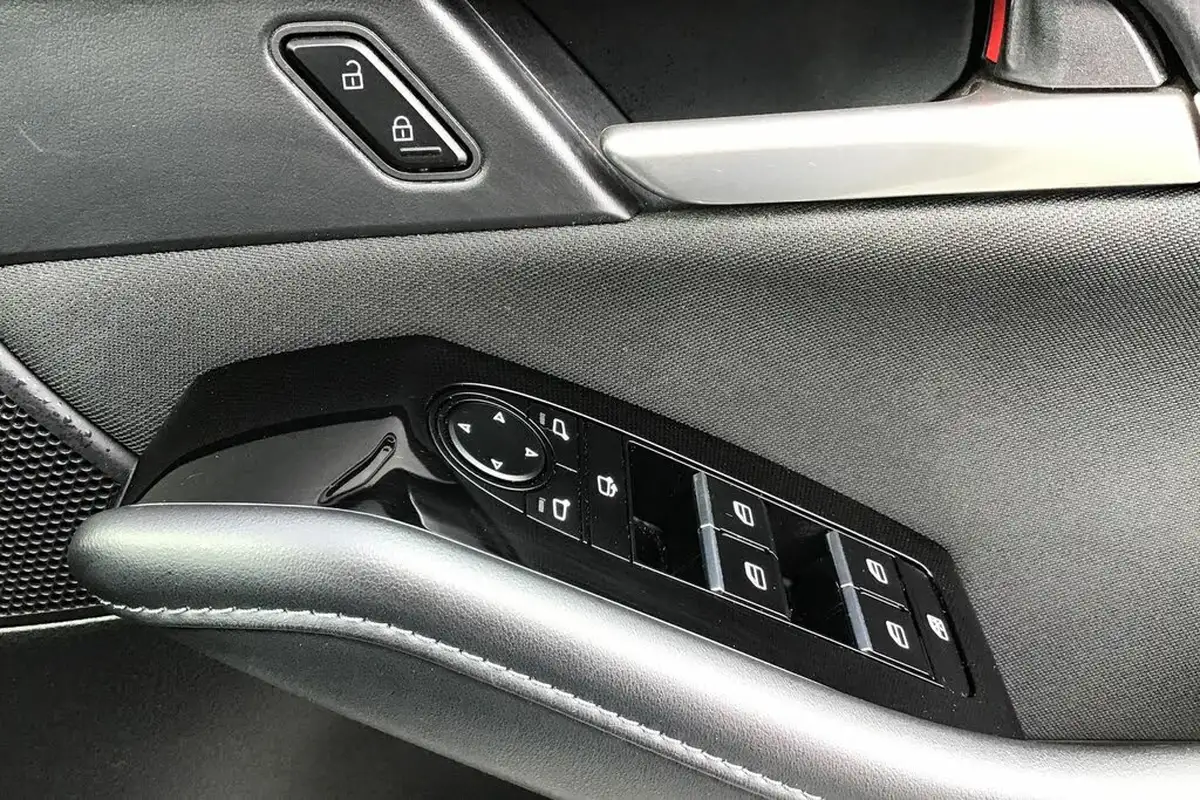 2022-mazda-cx-30-20-e-skyactiv-g-se-l-big-28