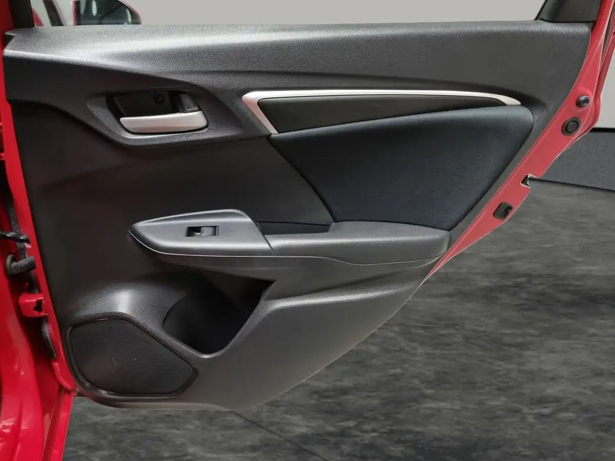 2019-honda-jazz-13-i-vtec-se-navi-big-27
