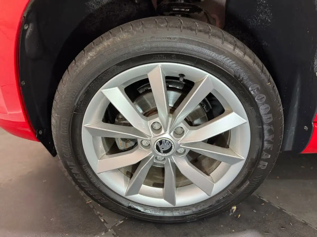 2014-skoda-yeti-12-se-dsg-big-21
