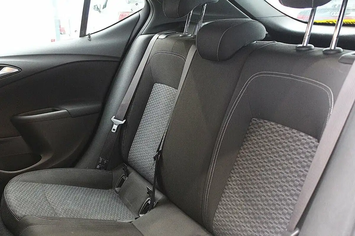 2019-vauxhall-astra-14i-16v-turbo-sri-vx-line-nav-ss-big-22