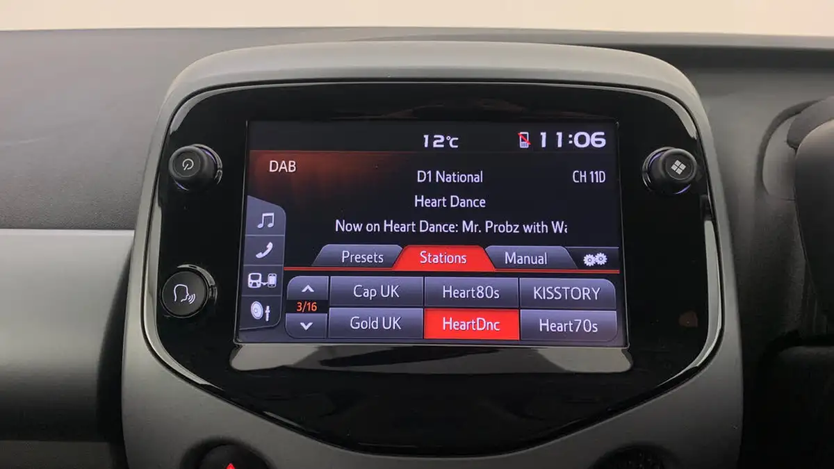 2019-toyota-aygo-10-vvt-i-x-trend-big-10