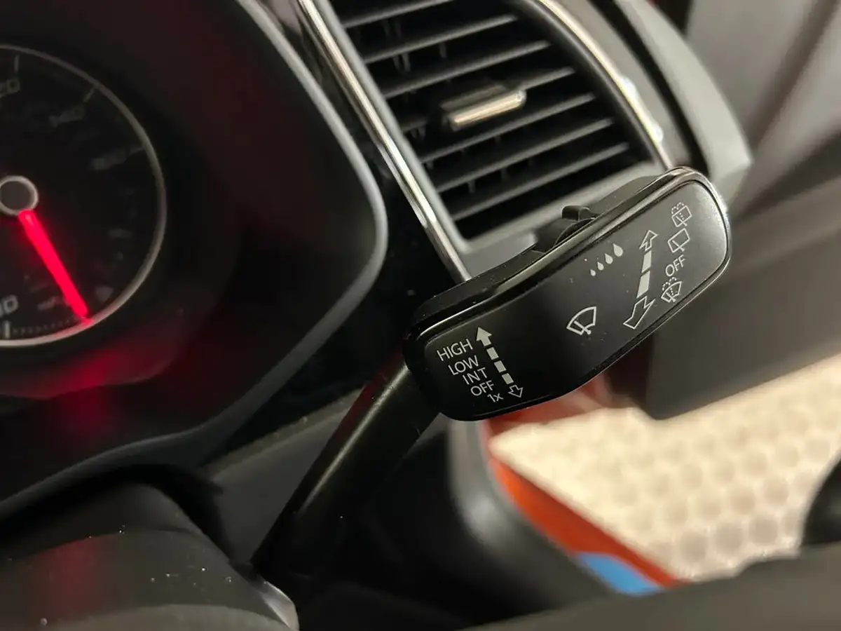 2018-seat-leon-20tdi-fr-technology-184ps-hatchback-5d-big-29
