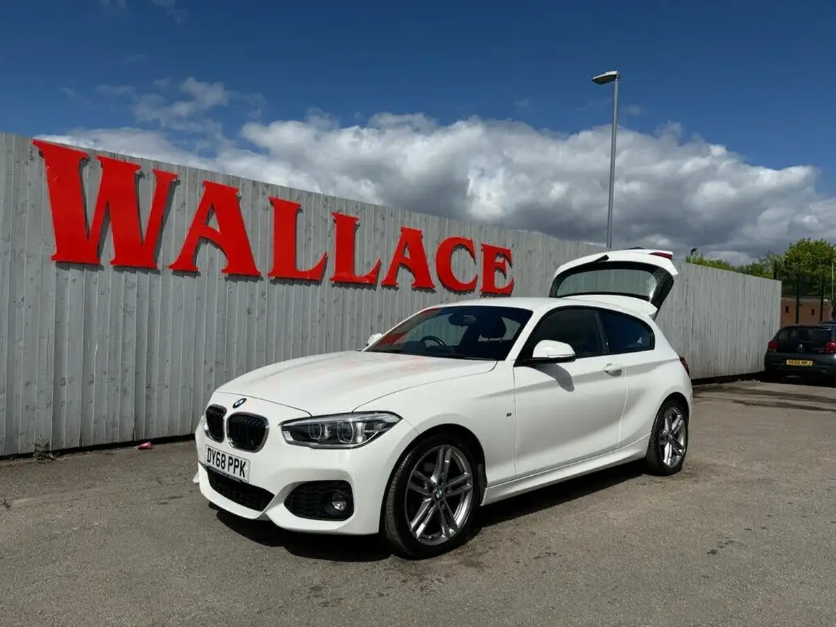 2018-bmw-1-series-15-118i-m-sport-3d-big-31