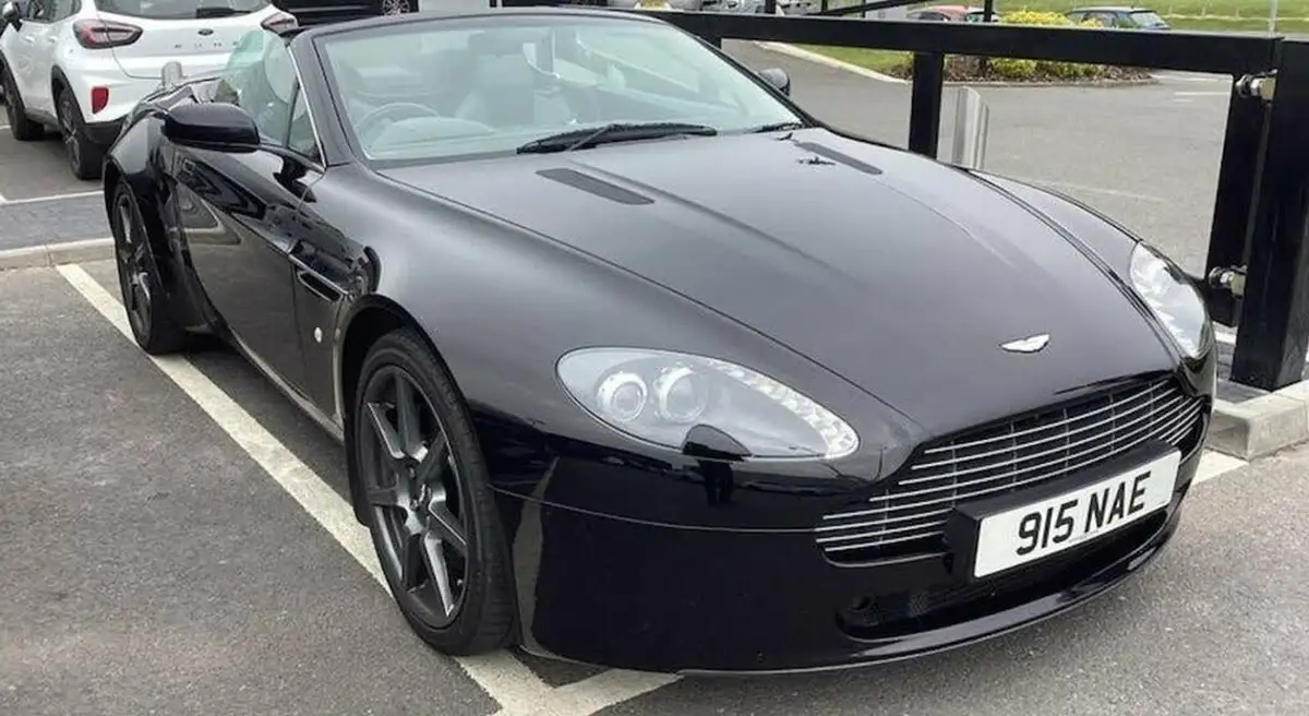 2007-aston-martin-vantage-43-roadster-convertible-big-0