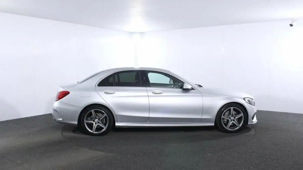 2015-mercedes-benz-c-class-21cdi-c220-amg-line-premiumss-saloon-4d-7g-tronic-plus-big-7