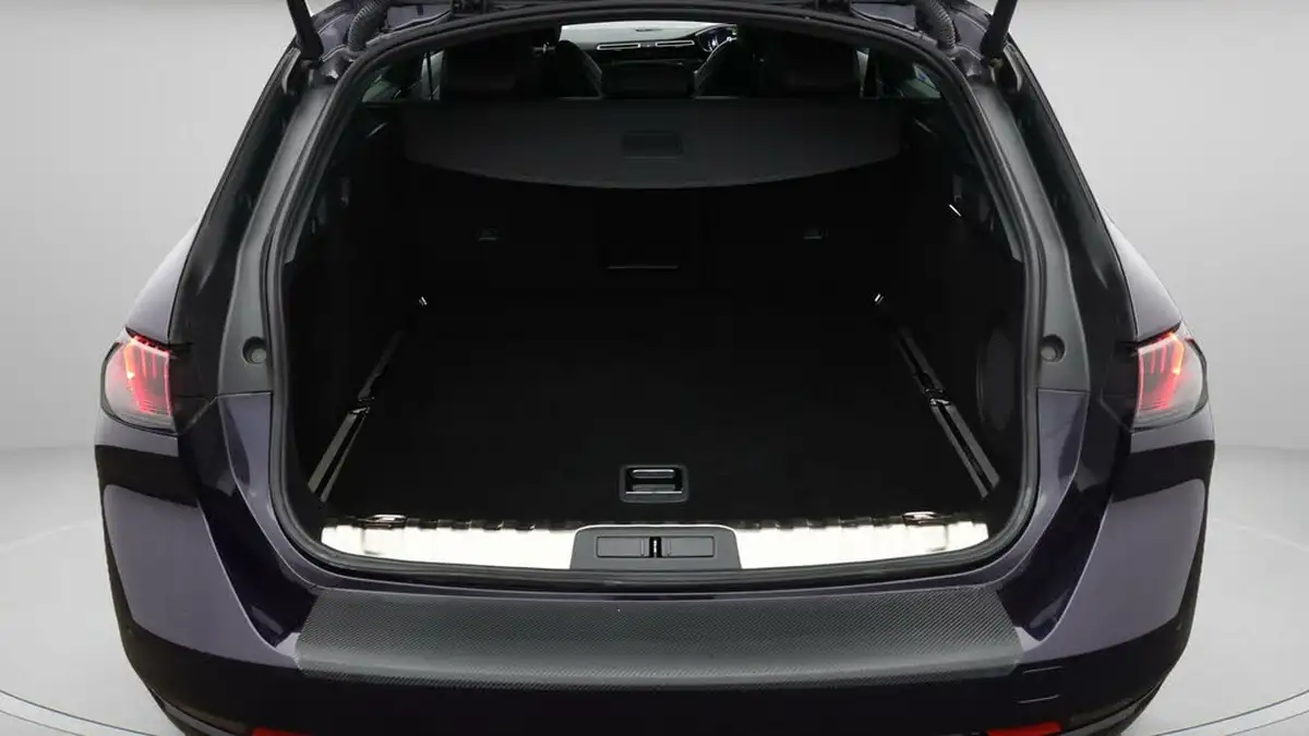 2021-peugeot-508-sw-20-bluehdi-gt-big-16