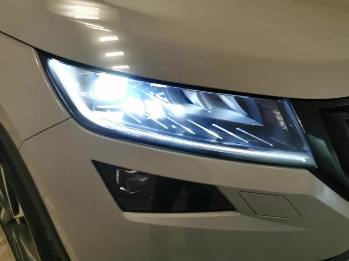2021-skoda-kodiaq-15-tsi-sportline-big-5