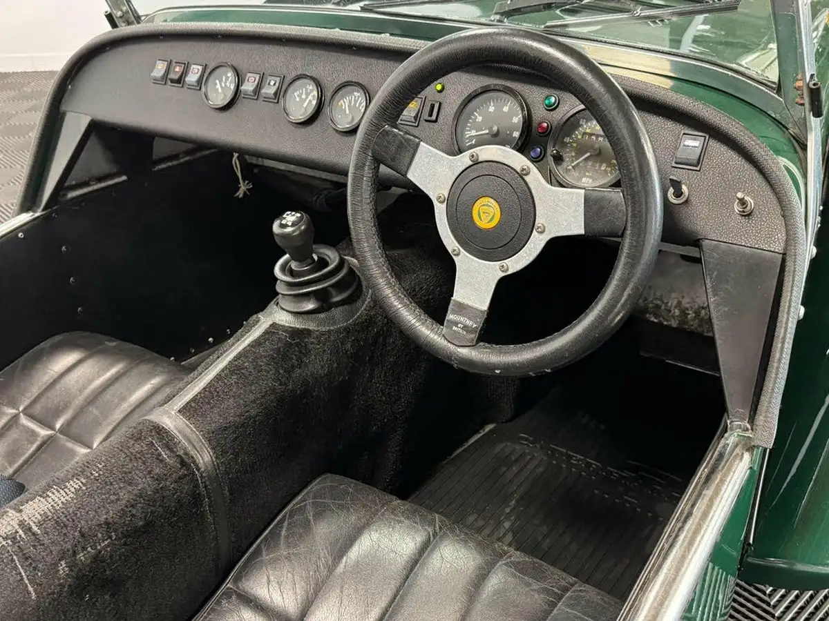1995-caterham-super-seven-big-9