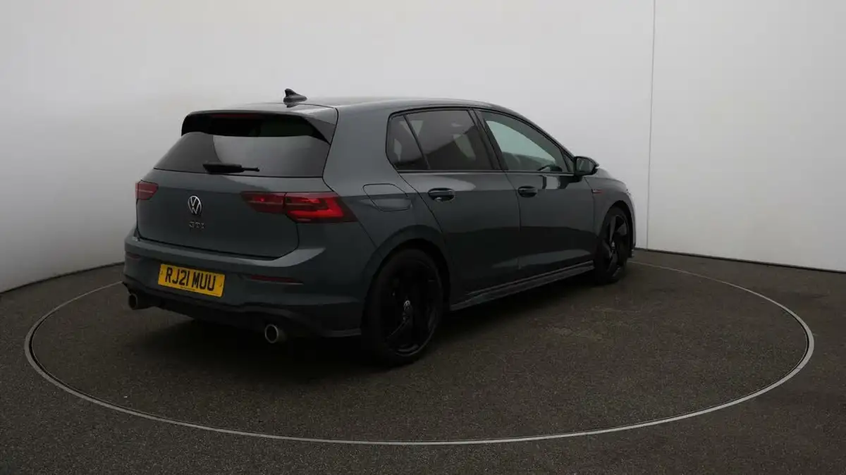2021-volkswagen-golf-20-tsi-gti-dsg-big-7