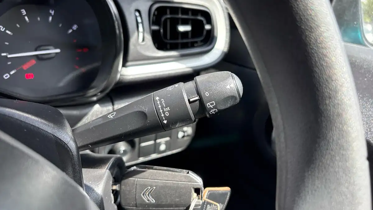 2021-citroen-c3-12-puretech-sense-big-27
