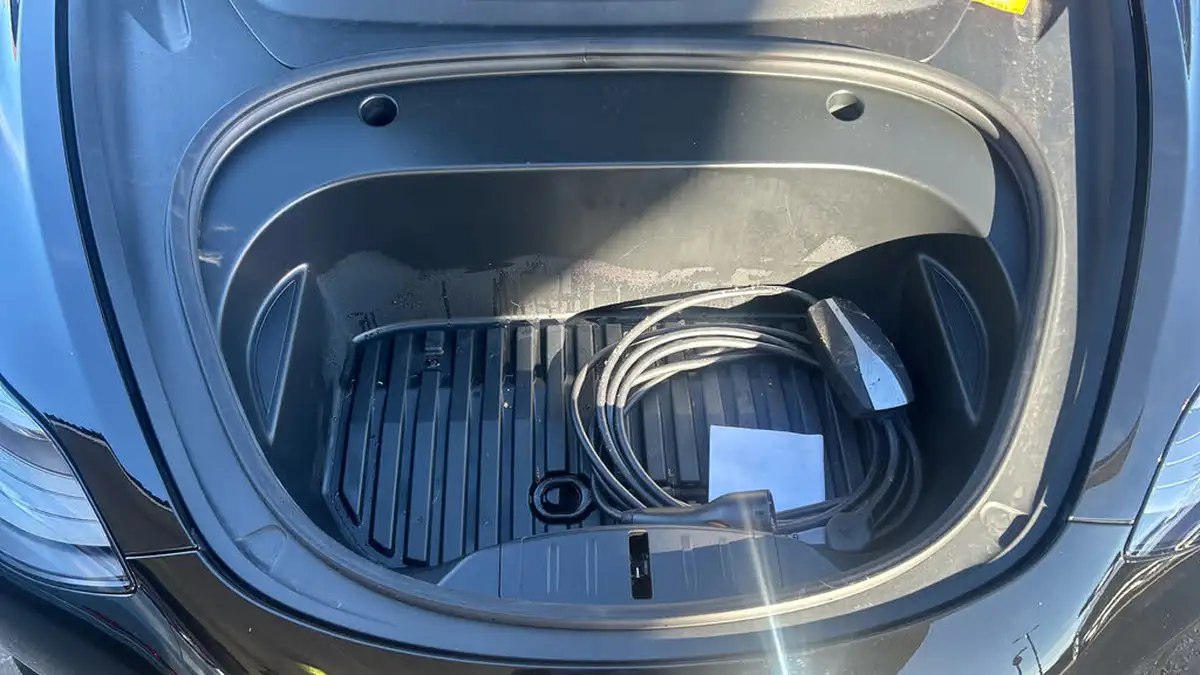 2021-tesla-model-3-e-long-range-awd-big-15
