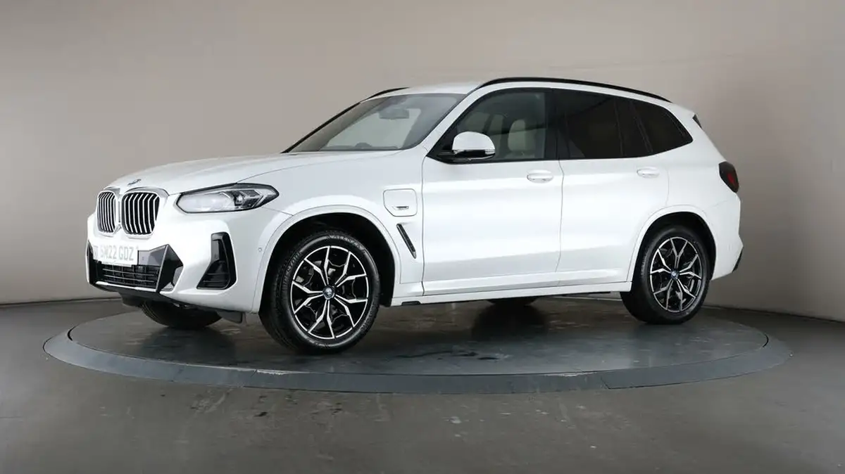 2022-bmw-x3-20-xdrive-30e-m-sport-big-33