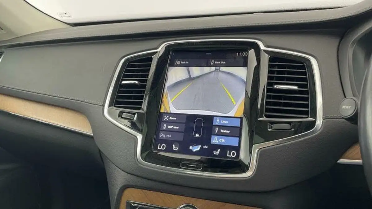 2017-volvo-xc90-20td-d5-inscription-auto-big-13