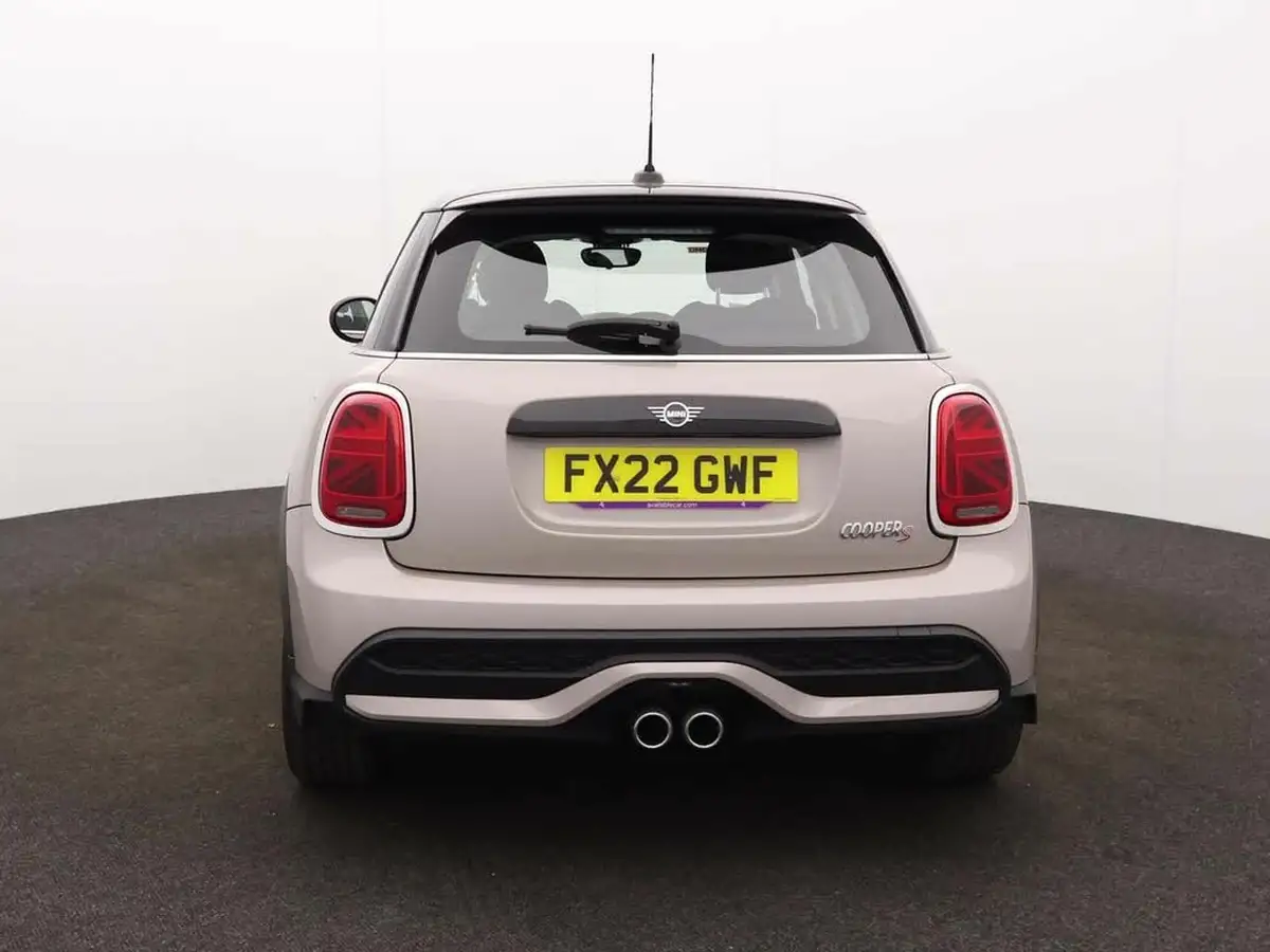 2022-mini-cooper-20-cooper-s-classic-hatchback-5d-auto-big-2