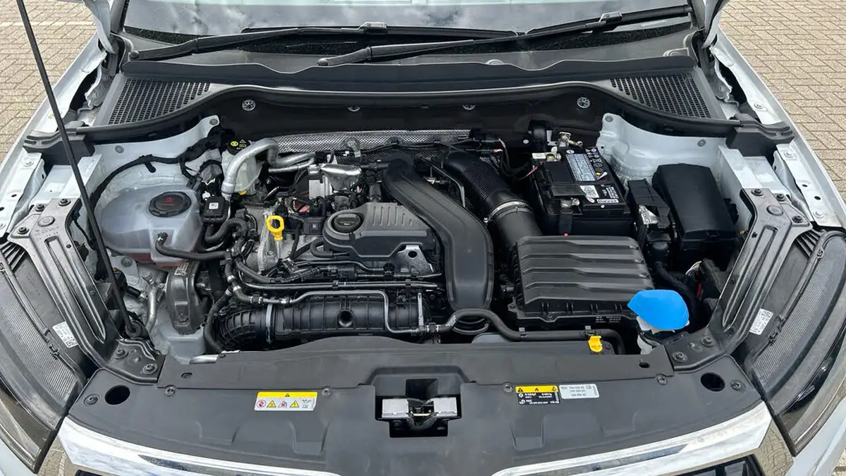 2023-skoda-karoq-15-tsi-se-l-dsg-big-15