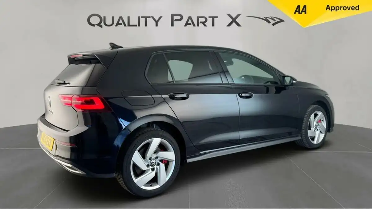 2021-volkswagen-golf-14-tsi-gte-big-2