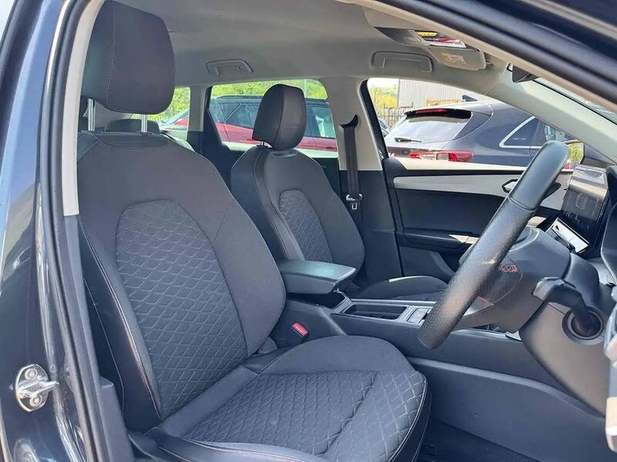 2022-seat-leon-15-tsi-evo-fr-150ps-estate-big-1