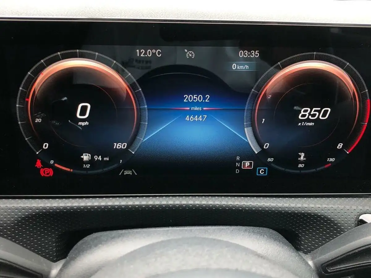 2021-mercedes-benz-a-class-13-a200-amg-line-premium-hatchback-5d-7g-dct-big-15